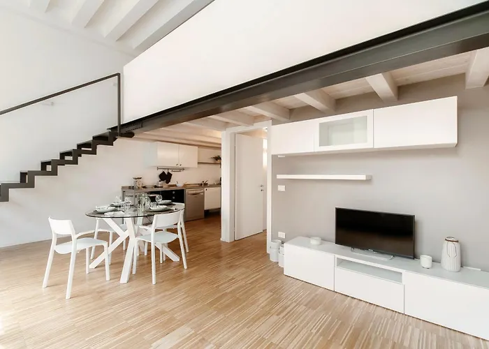 Appartement Loft Alle Mura - Bymyhomeincomo *