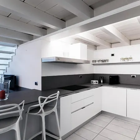 Loft Alle Mura - Bymyhomeincomo Апартаменты *