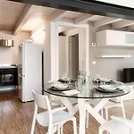 Loft Alle Mura - Bymyhomeincomo Lägenhet