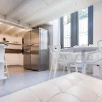 Loft Alle Mura - Bymyhomeincomo Lägenhet Como