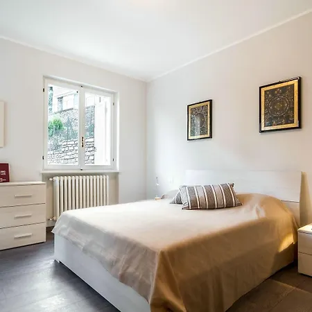 Loft Alle Mura - Bymyhomeincomo Apartamento Como
